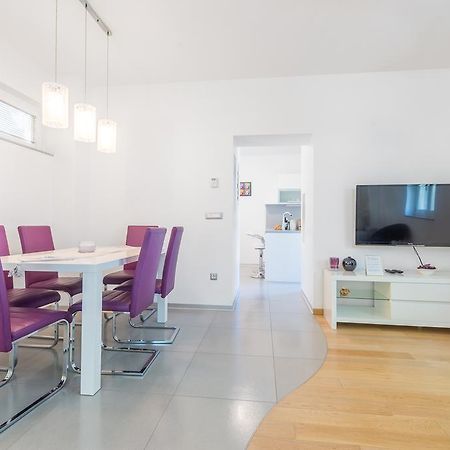 Fine Apartment Janeza Pavla Λιουμπλιάνα Εξωτερικό φωτογραφία