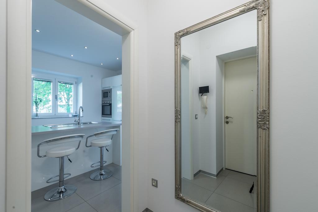 Fine Apartment Janeza Pavla Λιουμπλιάνα Εξωτερικό φωτογραφία